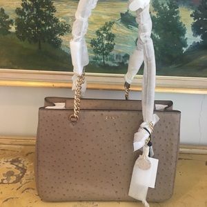 Authentic DKNY Bryant park shopper tote